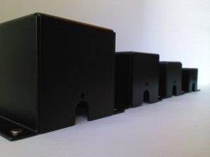 Four sizes of mouse holders for mice under 30 grams and over 60 grams Four sizes of mouse holders